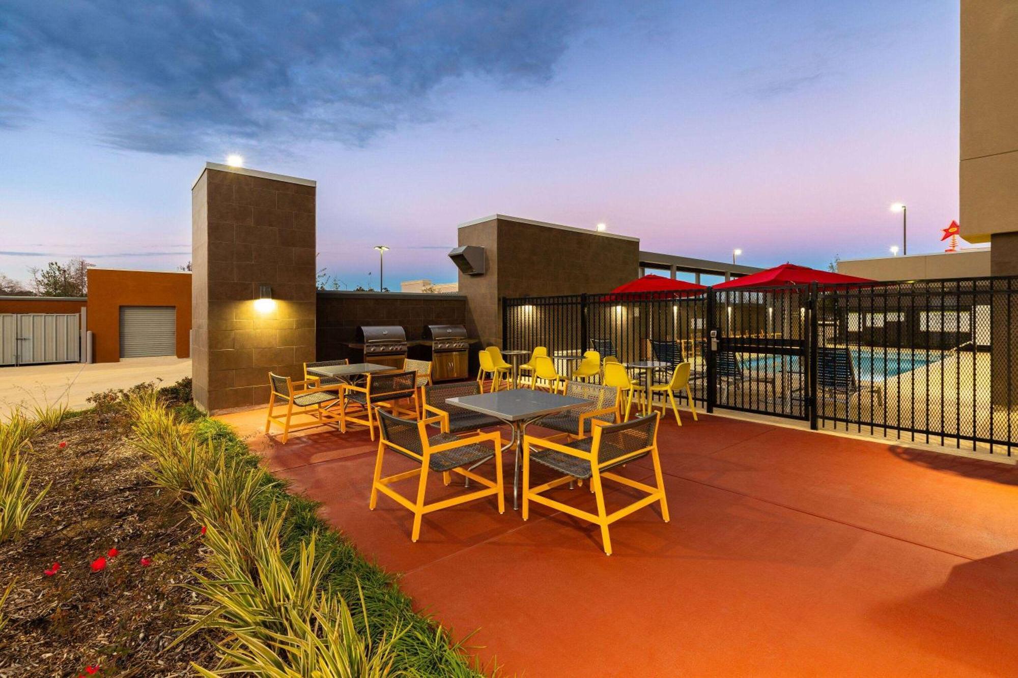 Hawthorn Extended Stay By Wyndham Kingwood Houston Esterno foto